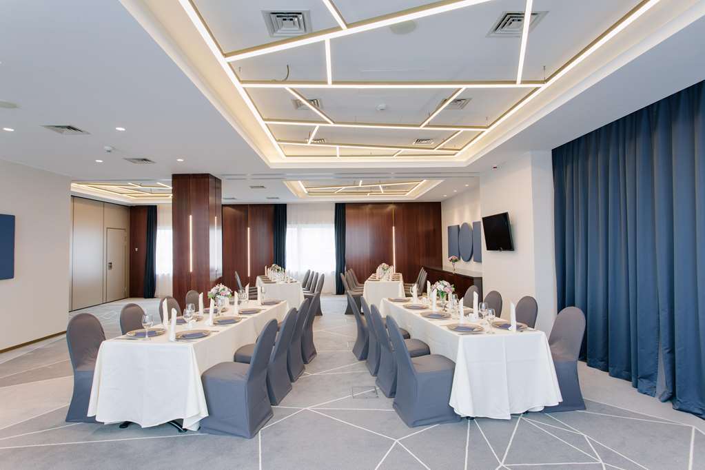Doubletree By Hilton - Plaza Hotel